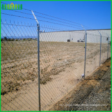 Low cost iso certificated high quality chain link fence made in china